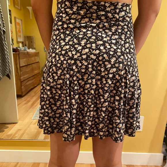 Vintage High Waisted Circle Skirt - Picture 2 of 5